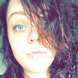 Meet your Posher, Mallory